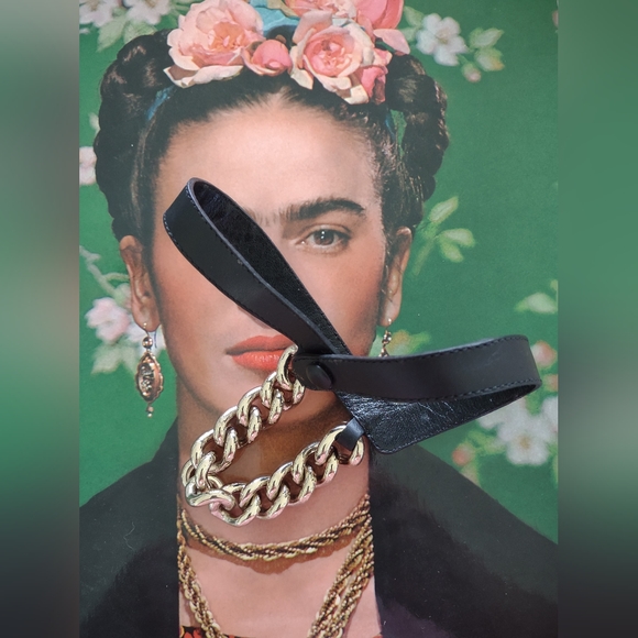 Gucci Leather Chain Boot Ankle Bracelet - Picture 4 of 7